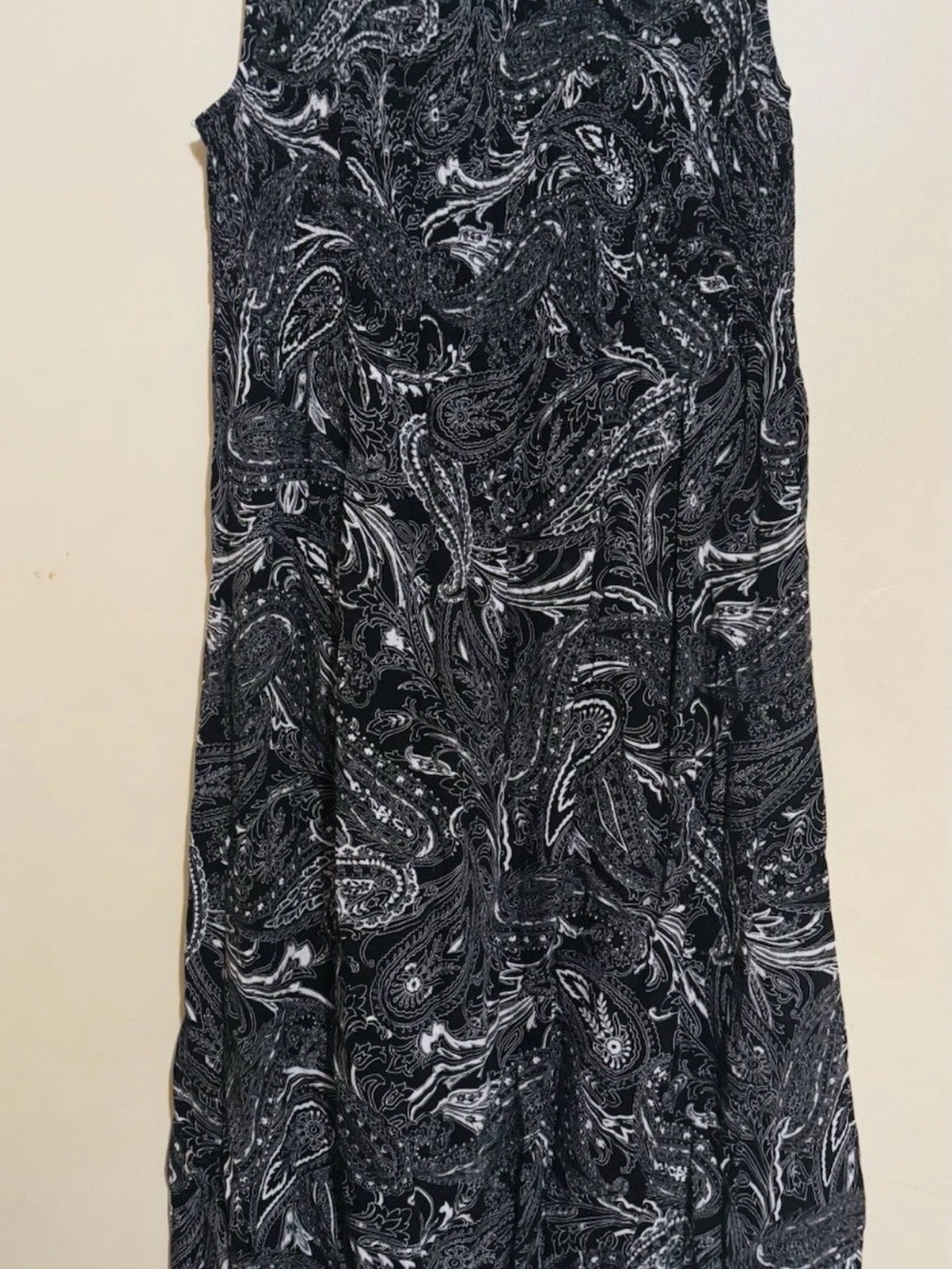 croft & barrow Black and White Paisley Print Top